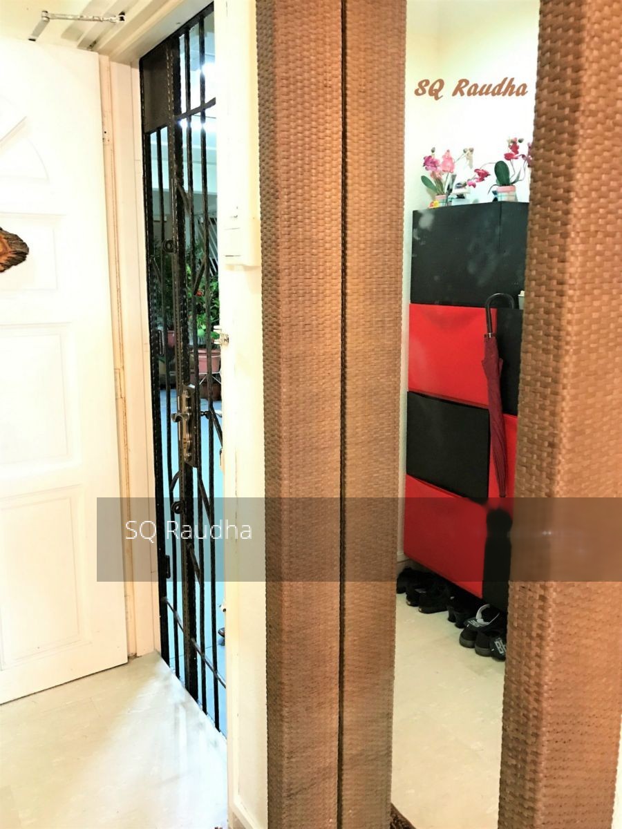 Blk 325 Jurong East Street 31 (Jurong East), HDB Executive #138855712